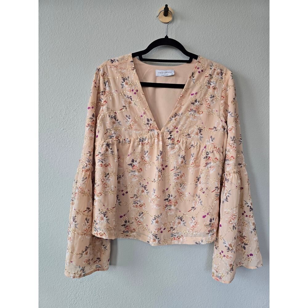 Pink Lily Floral Bell Sleeve Boho Cottagecore Embroidered Blouse Size S Fairy